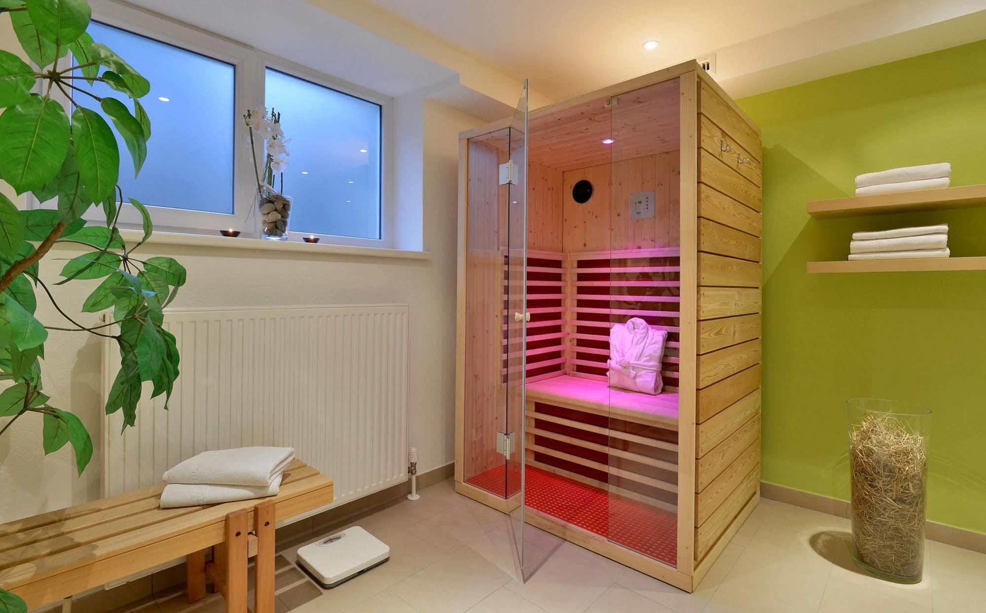 Gaestehaus Rottenspacher Kossen Ngoại thất bức ảnh